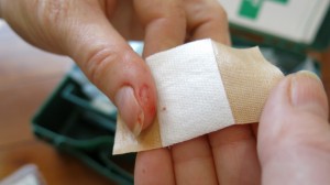 Open a sterile plaster or dressing